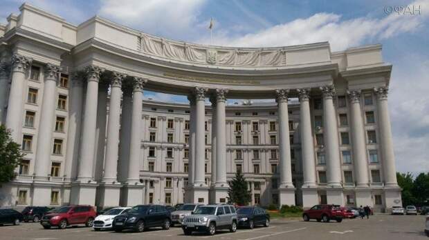 Украина рассмотрит компромиссы закону об особом статусе Донбасса