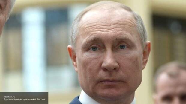 Путин отложил поездку в Крым на 20 июля Путин отложил поездку в Крым на 20 июля