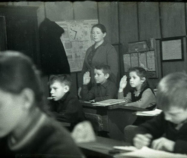 1276 Школа в советской деревне 1964 год