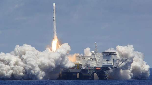 Запуск ракеты «Зенит-3SL» с платформы «Odyssey» в рамках программы «Морской старт»