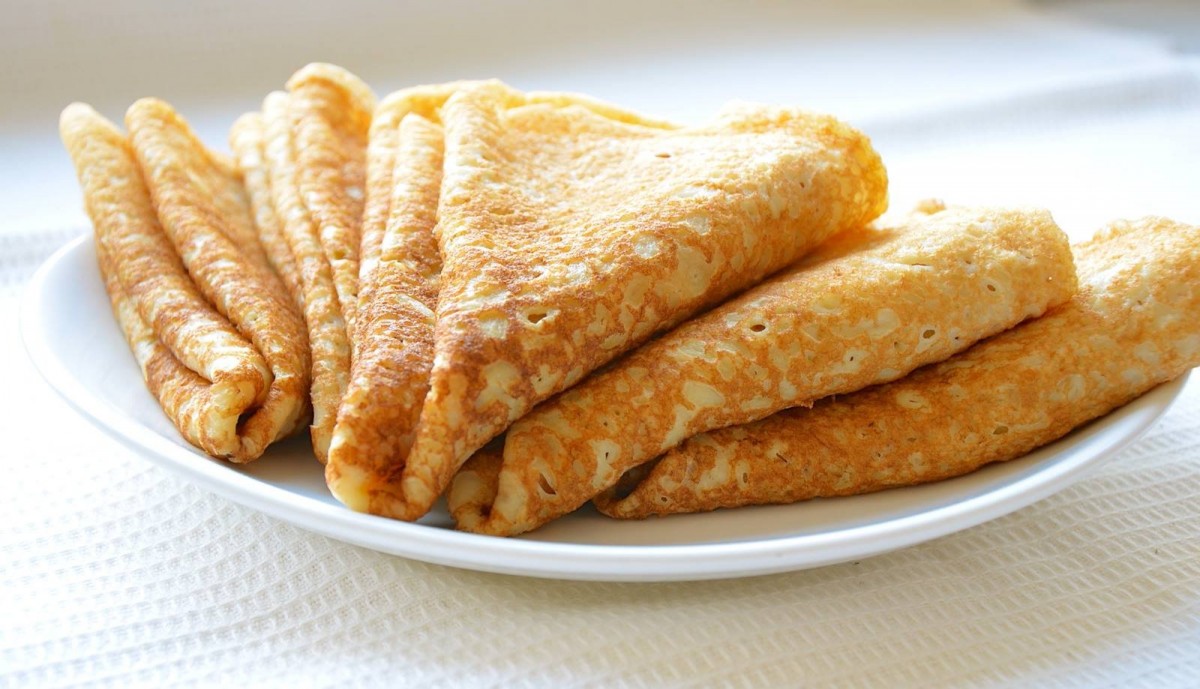 6 рецептов самых вкусных блинов: тонкие на молоке, заварные, панкейки