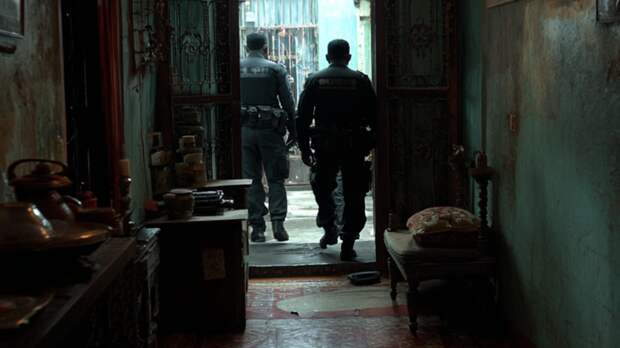 Лжесотрудники спецслужбы связали семью и обчистили дом