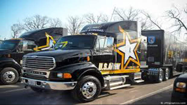 TRUCKS & TRAILERS игра