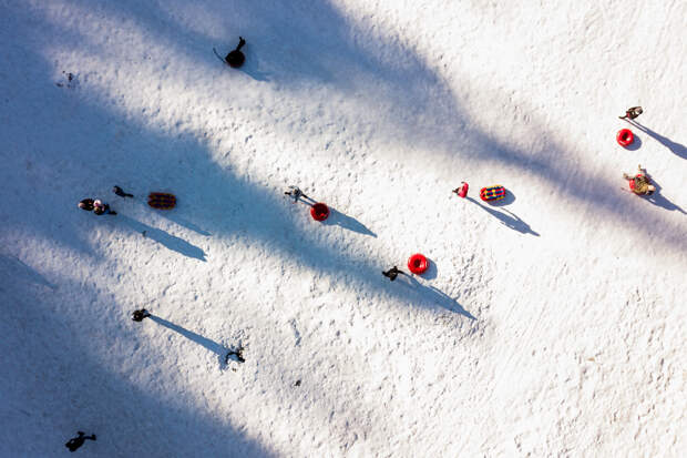 Российская школьница сбежала с застолья и пропала