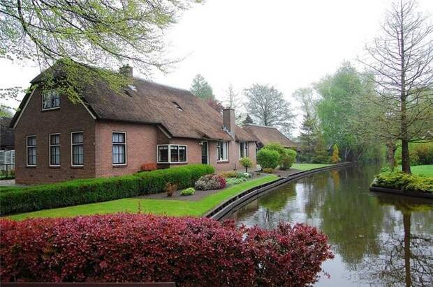 Giethoorn08 Гитхорн: деревня, где нет дорог