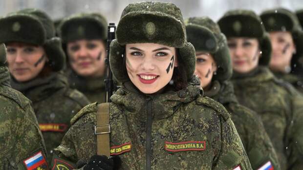 Как женщины служат в российской армии