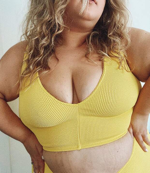 Балерина размера plus-size из Великобритании