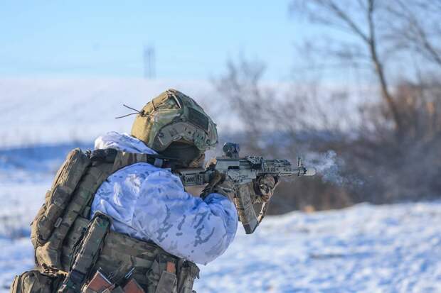 Российские войска начали наступление за Красноармейском