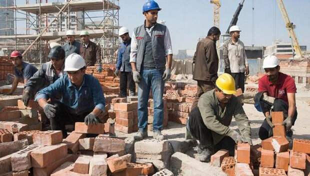 Генподрядчикам запретят привлекать к строительным работам  мигрантов, включённых в реестр контролируемых лиц