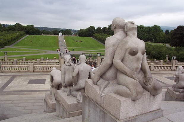 https://kulturologia.ru/files/u12645/vigeland-sculpture-5.jpg