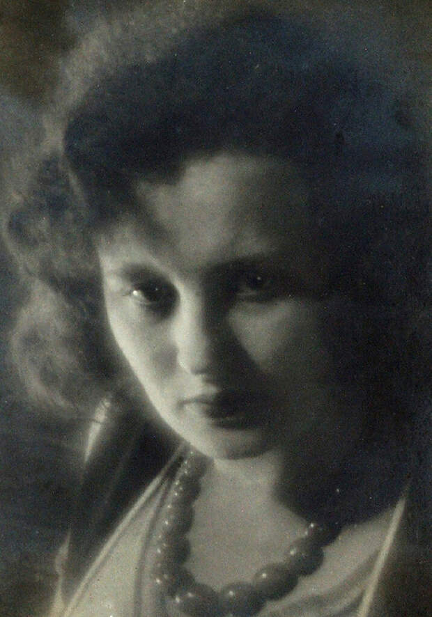 Вероника Полонская, фото из архива музея В.Маяковского