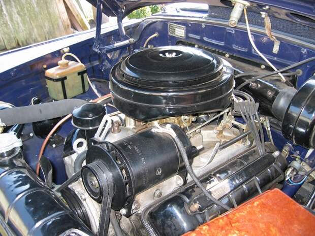 Мощный V8 под капотом «Волги» для КГБ. Мощный V8 под капотом «Волги» для КГБ.