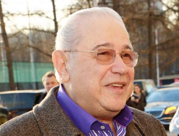 74-летний Евгений Петросян признался, что трижды в неделю ходит в спортивный зал