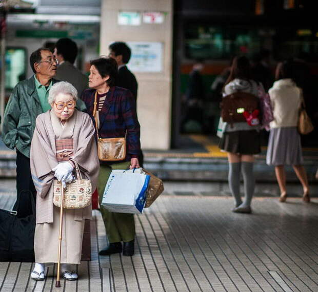 Повседневная жизнь Токио: фотографии Lee Chapman