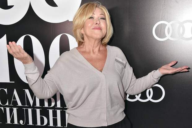 Любовь Успенская рассказала о перенесенных после перелома руки операциях