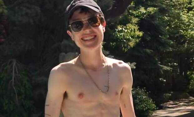 Трансгендерный актер Эллиот Пейдж снялся топлес после мастэктомии