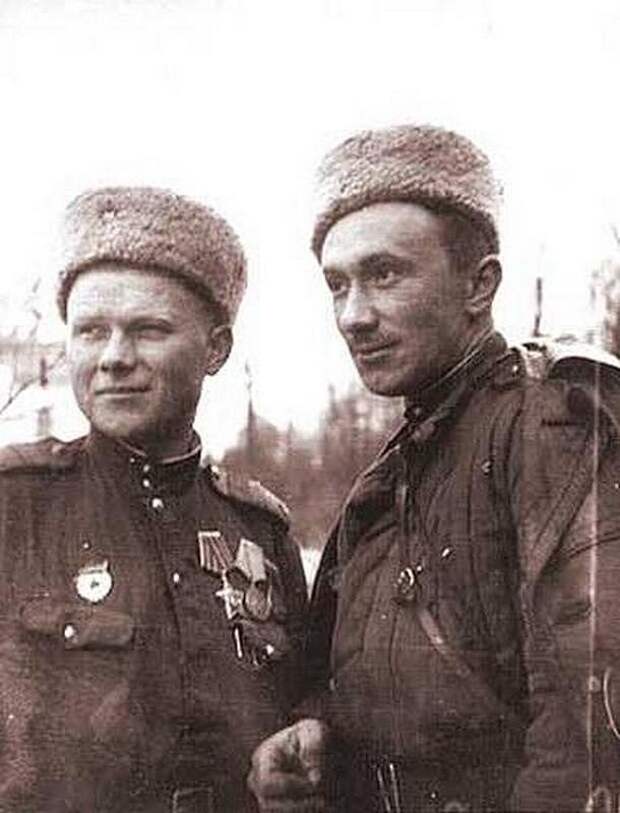 Фронтовые фотографии Алексея Макаровича Смирнова Фронтовые фотографии Алексея Макаровича Смирнова