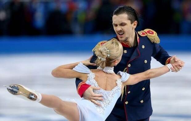 Забавные лица спортсменов, занимающихся фигурным катанием