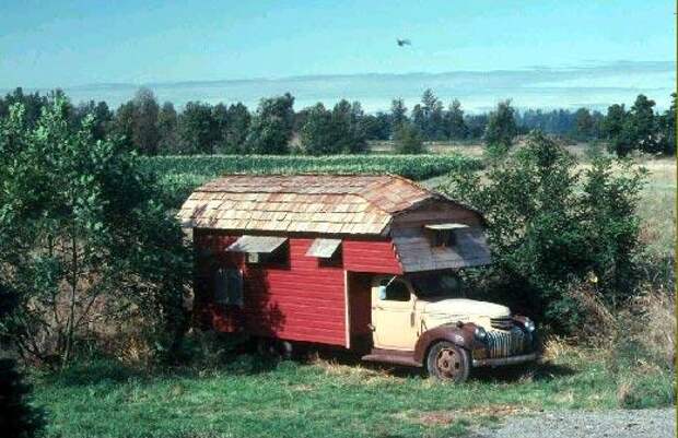 http://www.housetrucks.com/medHT/img8.jpg