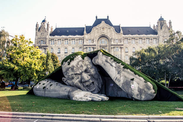 12. "Выскочил", Будапешт, Венгрия скульптуры, страны, факты