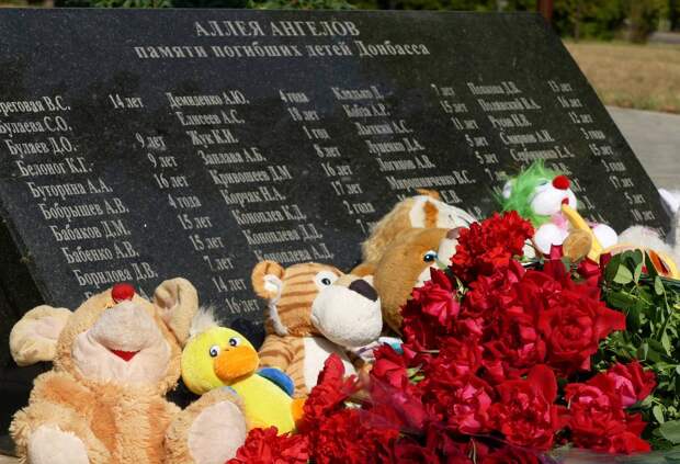 Итальянский политолог возложил на Запад вину за войну в Донбассе
