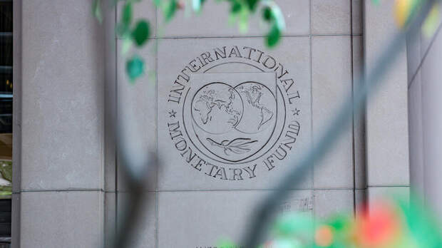 МВФ: мировая экономика замедляется из-за конфликта на Ближнем Востоке