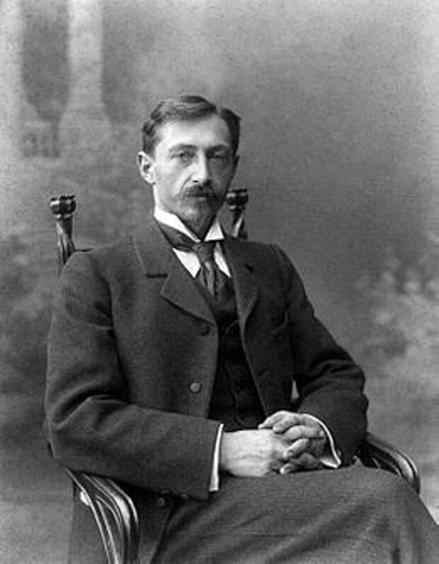 http://upload.wikimedia.org/wikipedia/commons/thumb/0/0e/Ivan_Bunin-1901.jpg/260px-Ivan_Bunin-1901.jpg