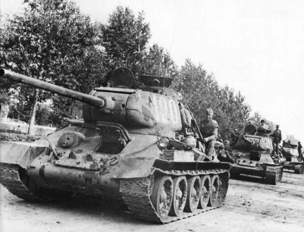 Обзор Т-34-85. Средний танк. Игра и история