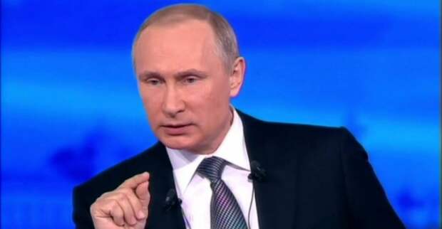 Путин ответил на критику операции в Алеппо Путин ответил на критику операции в Алеппо