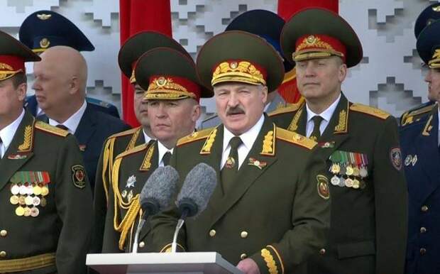 Эксперт грамотно перечислил ошибки Лукашенко, которые ведут к майдану Эксперт грамотно перечислил ошибки Лукашенко, которые ведут к майдану