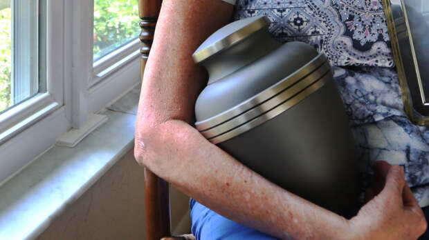 Реальный «Франкенштейн»: ритуальщик издевался над телами усопших