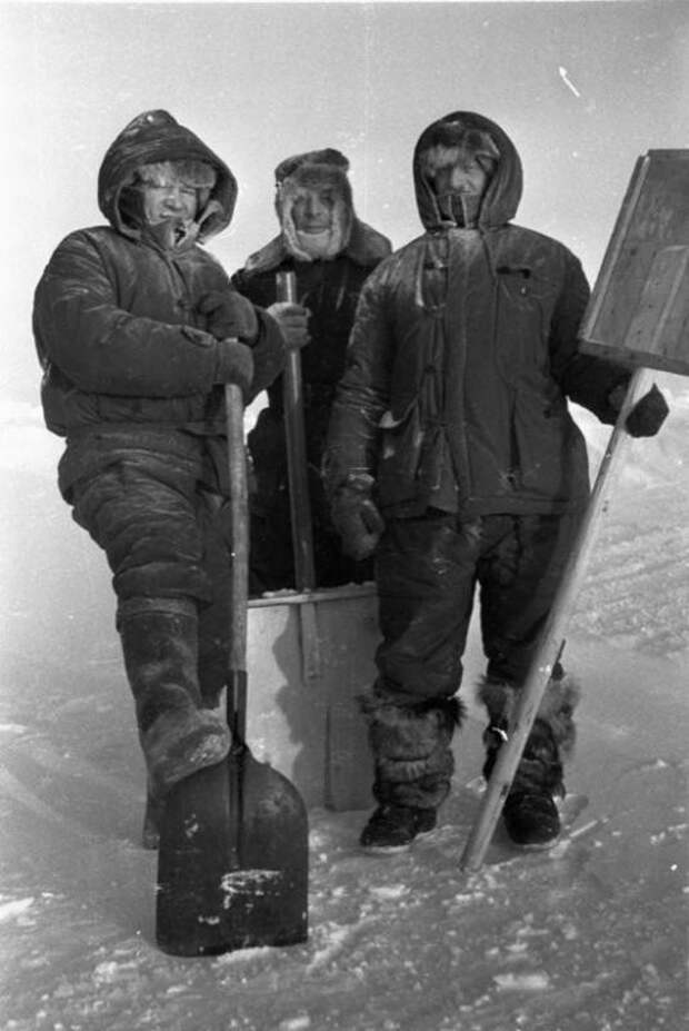 Советские исследователи на Северном Полюсе СССР, крайний север, старые фото