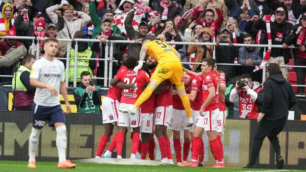 Московский "Спартак" избежал прямого вылета в ФНЛ