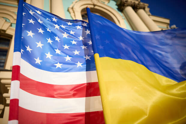 Вице-премьер Стефанишина: Украина становится заложником предвыборной гонки в США