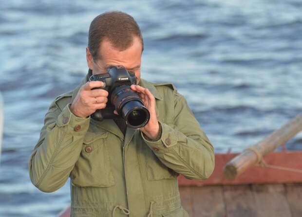 Дмитрий Медведев увлечен профессиональной фотографией всячина, жизнь, интересное, политики, умеют, факты, хобби