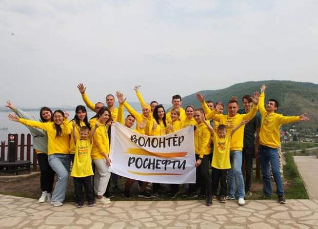 «Платформа добрых дел» объединила 108 тыс. волонтеров «Роснефти» в 2025 году