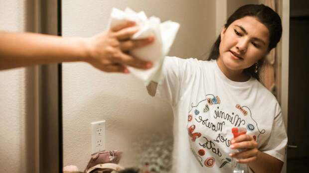 Специалист по домоводству рассказала, нужно ли делать уборку каждый день