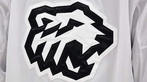 Нападающий Низамеев продлил контракт с «Трактором»