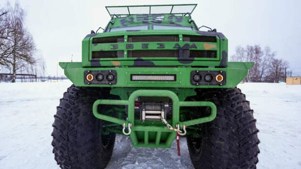 «ВездеКОТ» спасает жизни: бойцы в зоне СВО получили уникальный вездеход-амфибию.