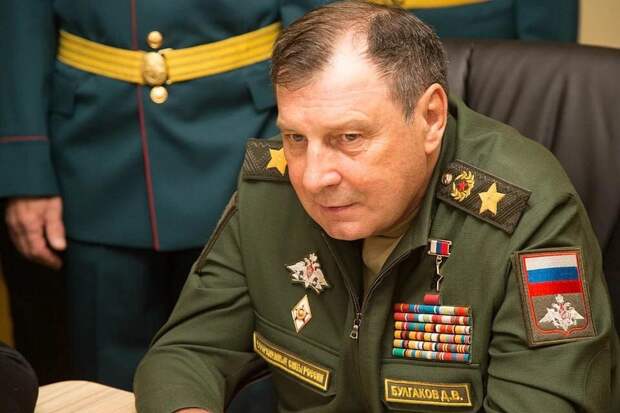 Задержан генерал Булгаков. Fighterbomber пишет: "На фоне этого карася" Тимур Иванов – просто мальчишка
