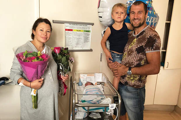 Сергей Ковалев с семьей