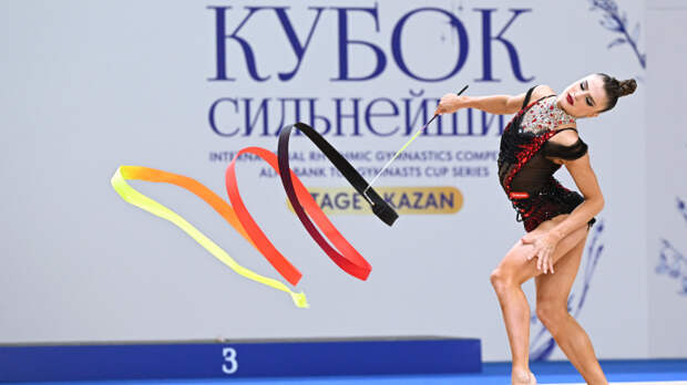 Гимнастка Кононова взяла пять золотых медалей на первом этапе «Кубка сильнейших»