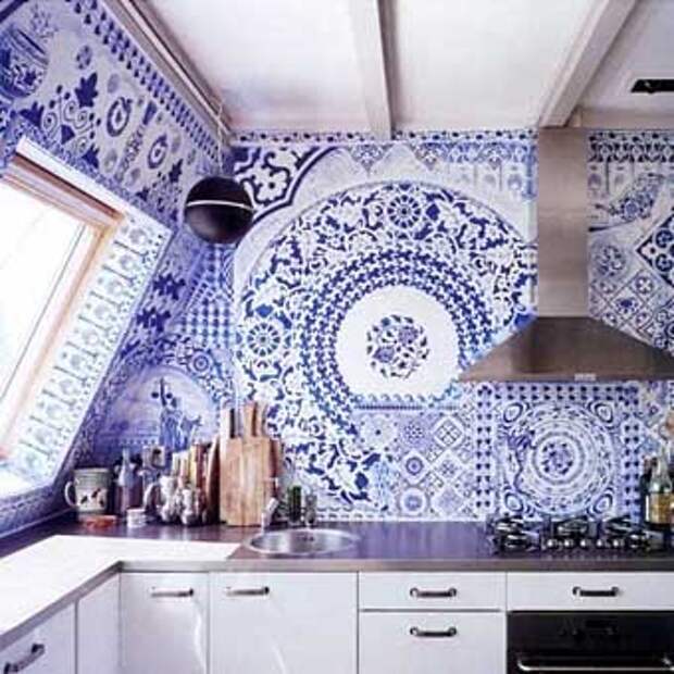 красивая мозаика на кухне