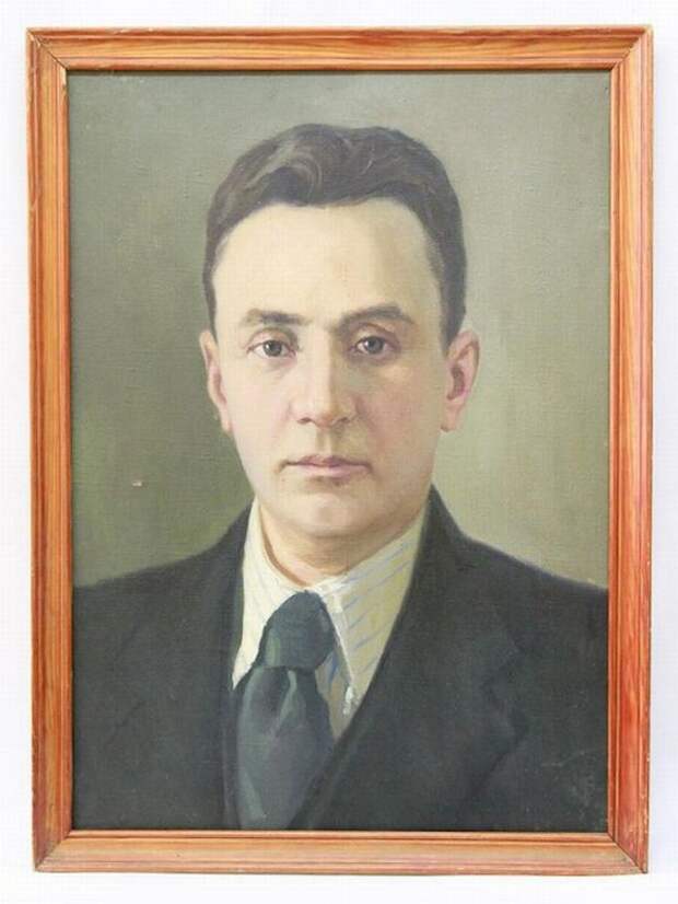 21 (8) февраля исполняется 120 лет со дня рождения Алексея Косыгина (1904—1980), председателя Советского правительства, которого называли «самым неулыбчивым премьером» СССР.-18