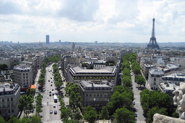 Париж определился по поводу отправки флота в Ормузский пролив