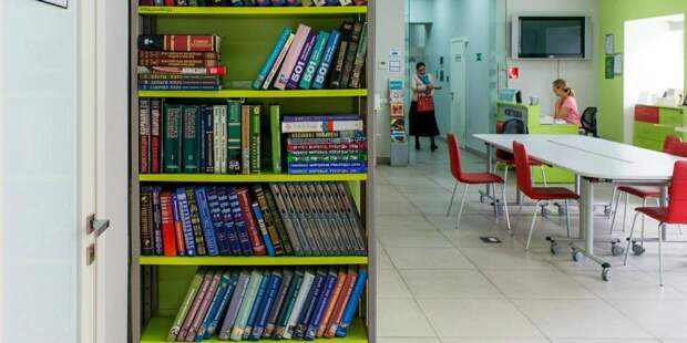 Более 3,8 млн книг выдали в прошлом году библиотеки Москвы по ЕЧБ. Фото: mos.ru