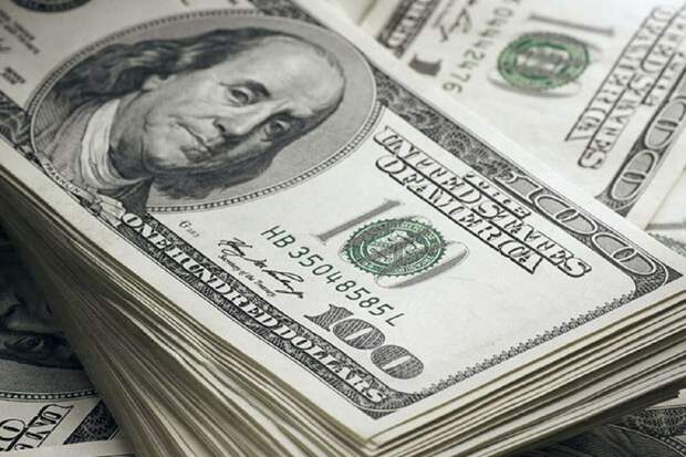 Грядет ли конец эпохи доллара? Американский конгрессмен предупреждает о возможном окончании использования валюты в качестве резерва