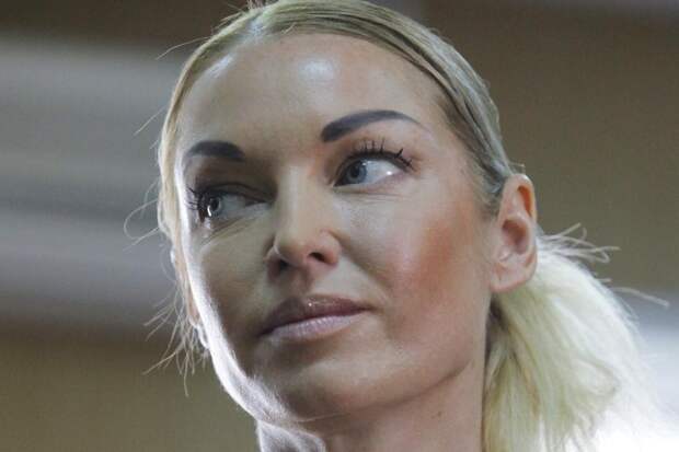 Волочкова объяснила отмену выступлений балерины Захаровой в Риме