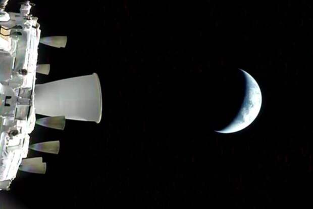 NASA показал фотографию Земли, сделанную с корабля Orion