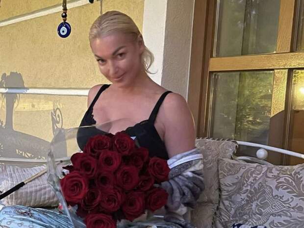 Волочкова наконец показала таинственного жениха (ФОТО)